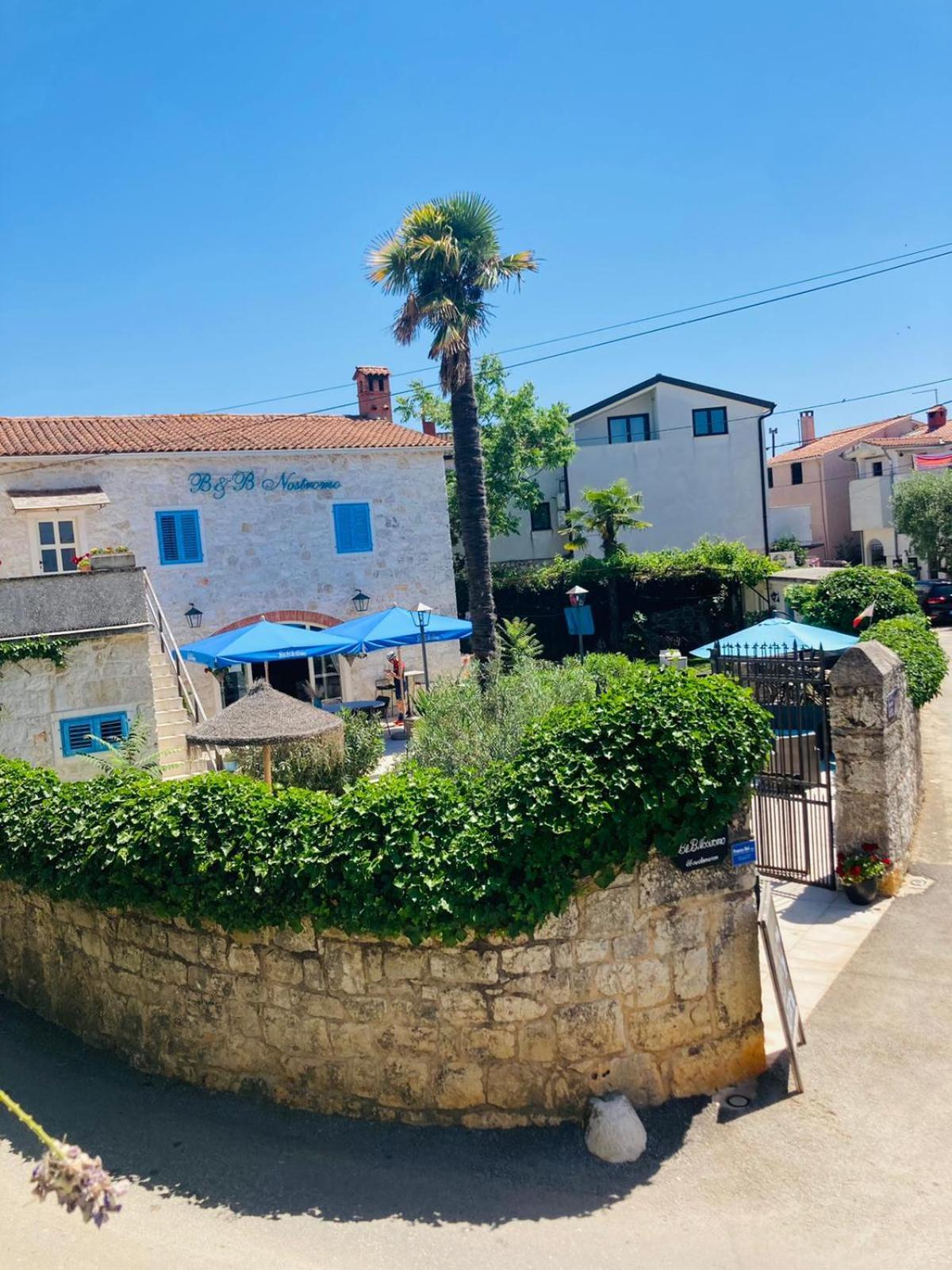 B&B Nostromo Funtana Bagian luar foto