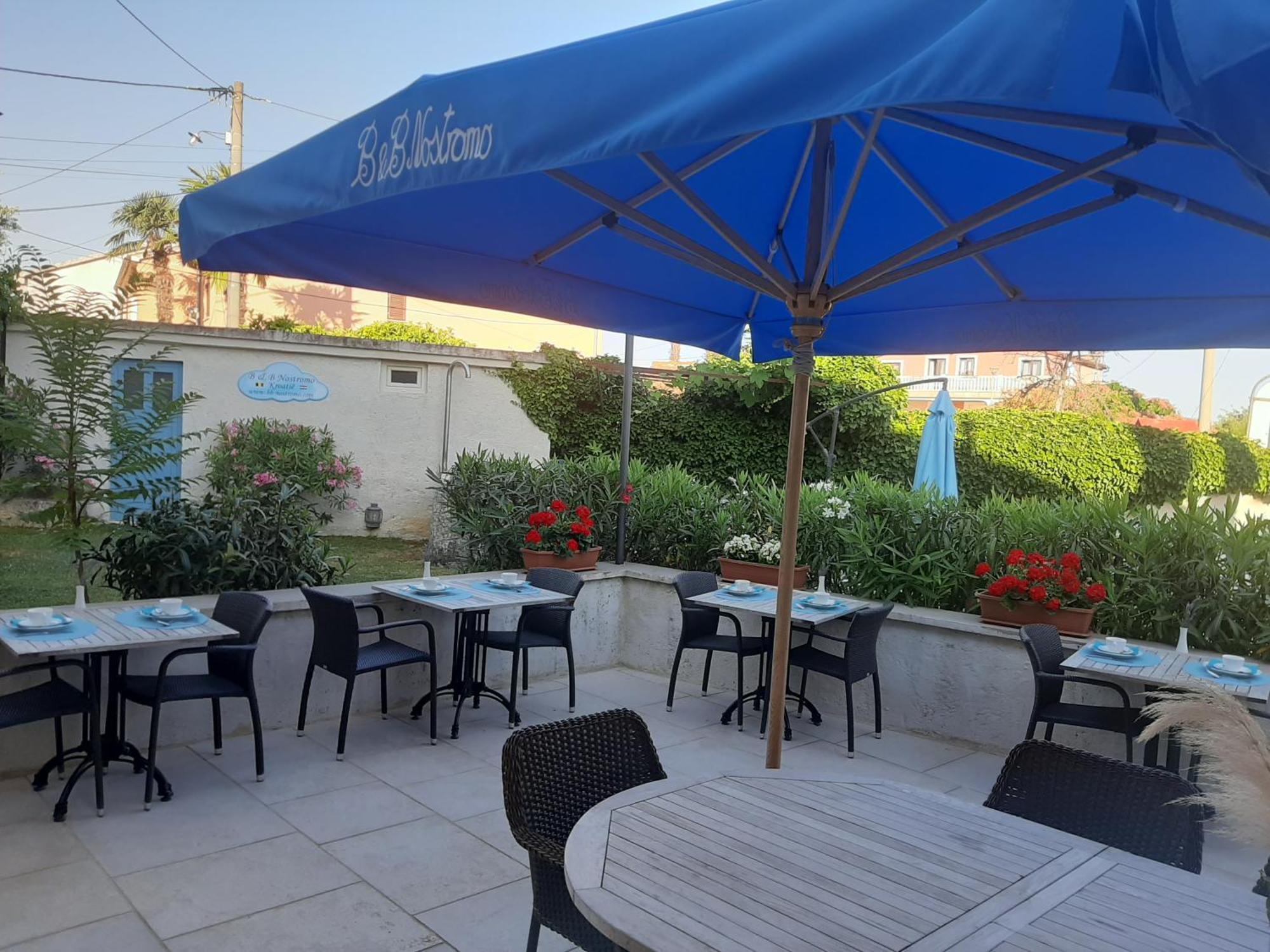 B&B Nostromo Funtana Bagian luar foto